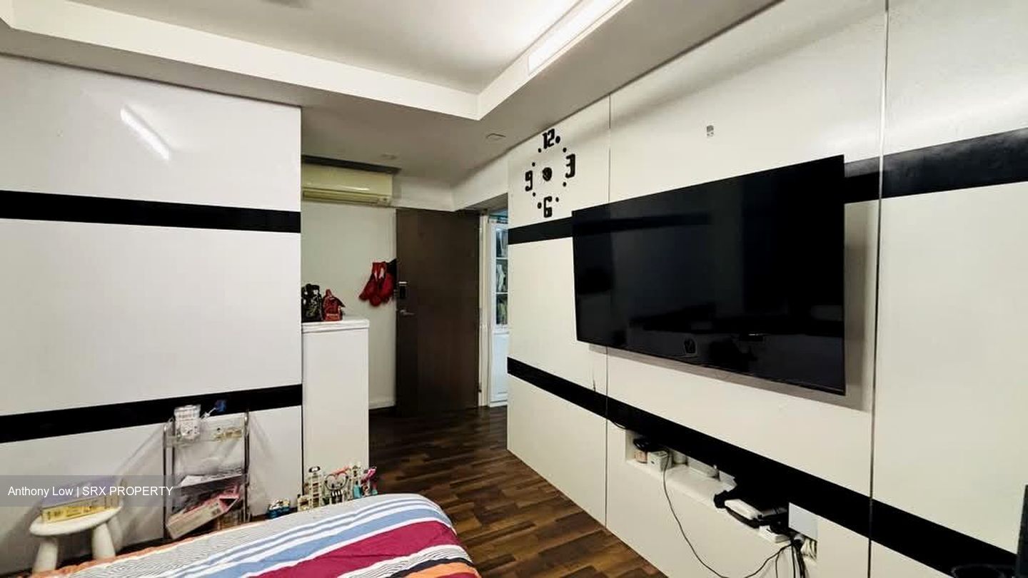 Blk 304 Fuchun Neighbourhood Centre (Woodlands), HDB Executive #567594381
